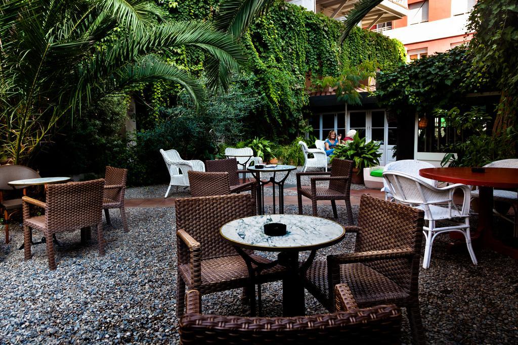 Hotel Vostra Llar Palamós Kültér fotó
